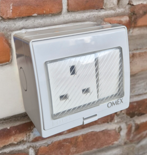 1719125388_YTRYTRYTYYYTYT.png WATERPROOF 13A SINGLE SOCKET OMEX